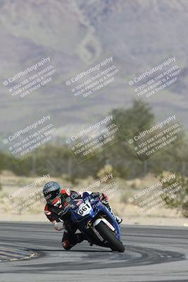 media/Jan-09-2026-Support Moto Racing (Fri) [[386df380ef]]/1-Racer Group/Practice 1 (Turn 5)/